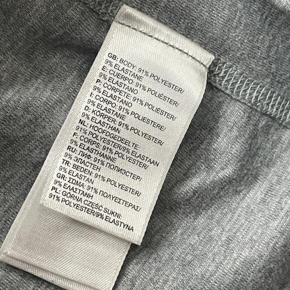 North Face Womens Medium Gray 1/4 Zip Pullover Stretch Thumb Holes Athletic Top - Picture 9 of 15